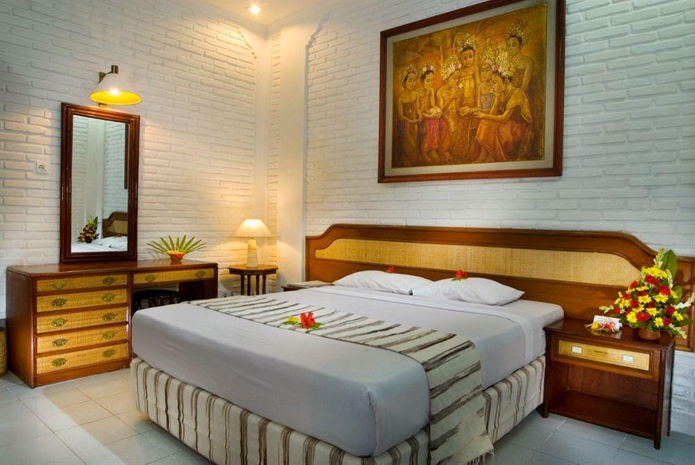 Champlung Mas Hotel Legian Esterno foto