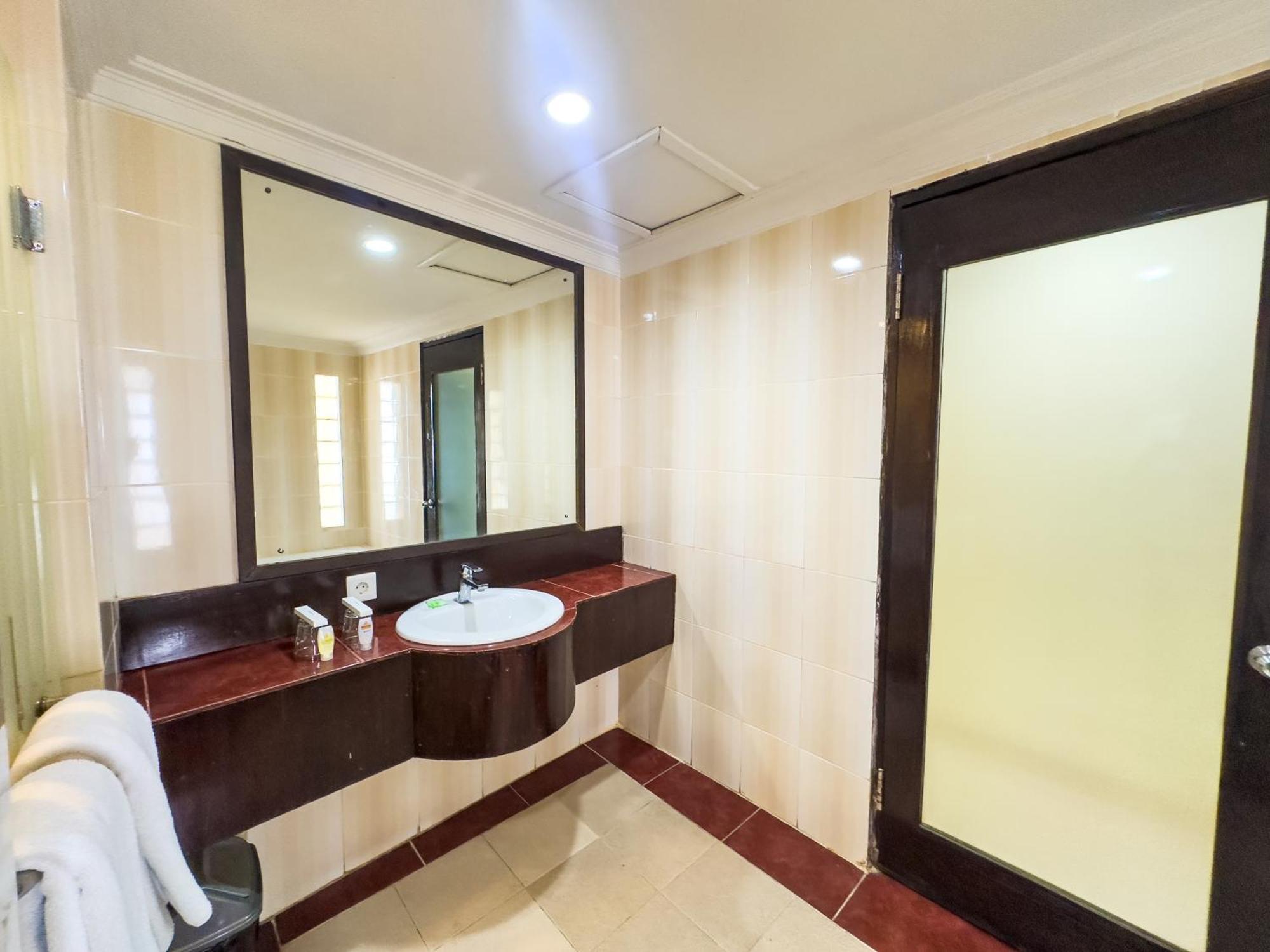 Champlung Mas Hotel Legian Esterno foto