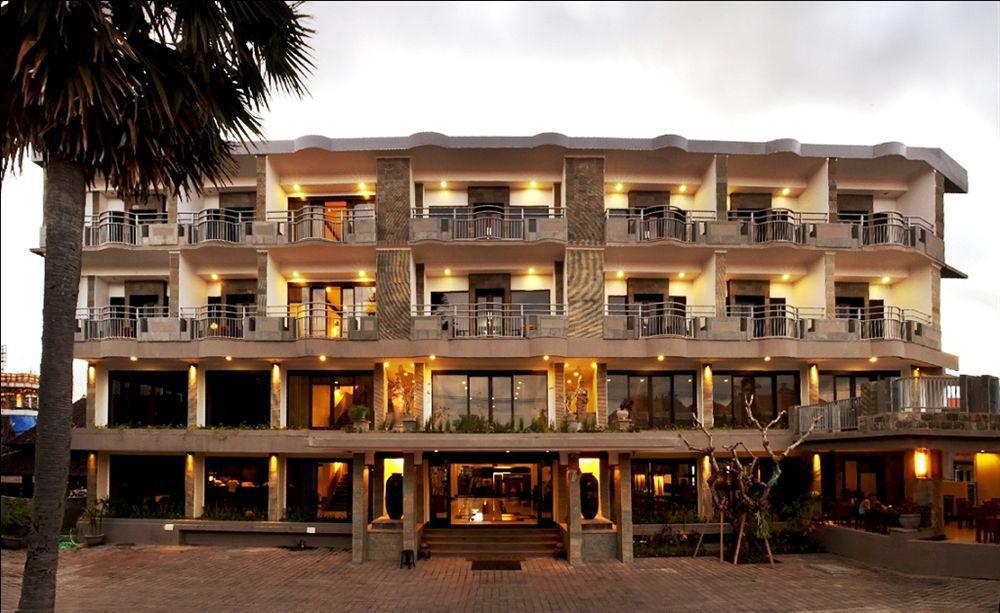 Champlung Mas Hotel Legian Esterno foto