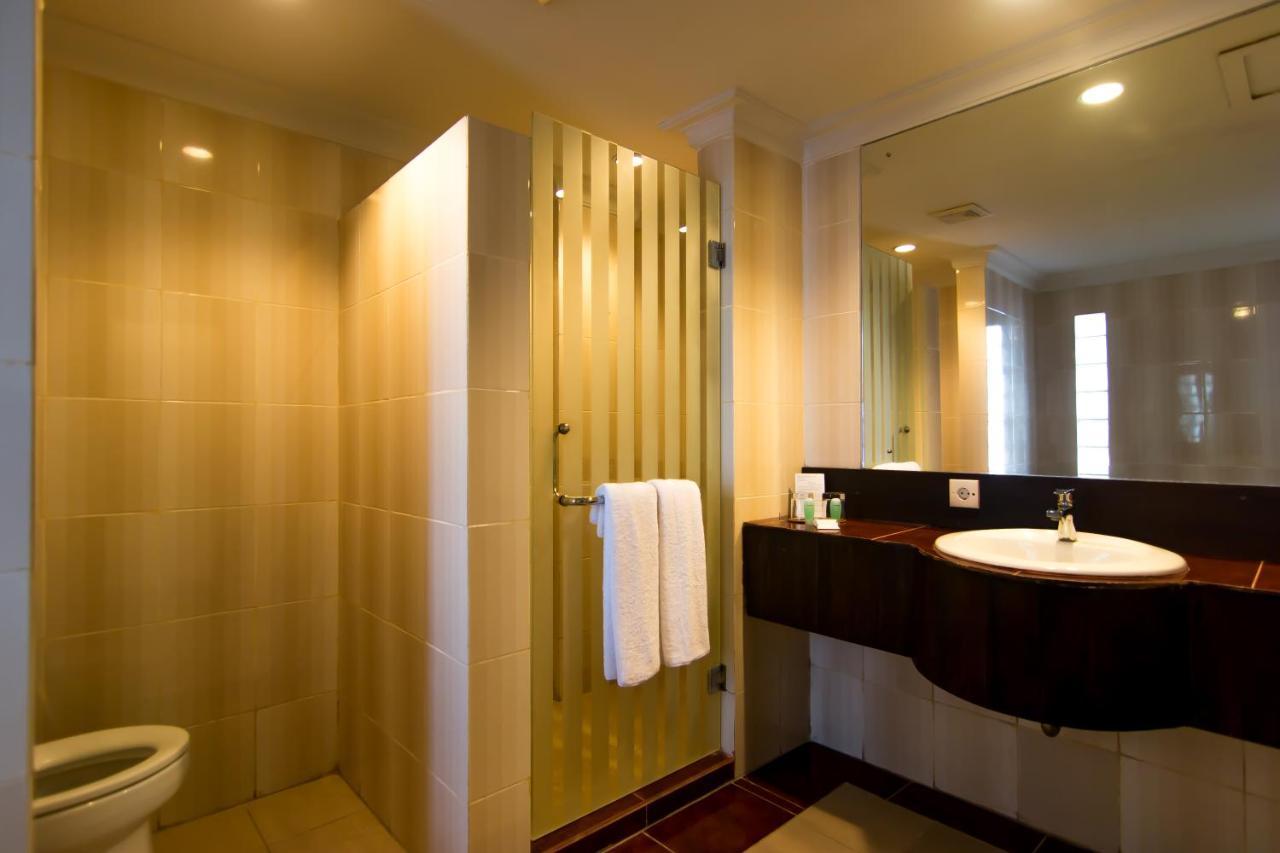 Champlung Mas Hotel Legian Esterno foto